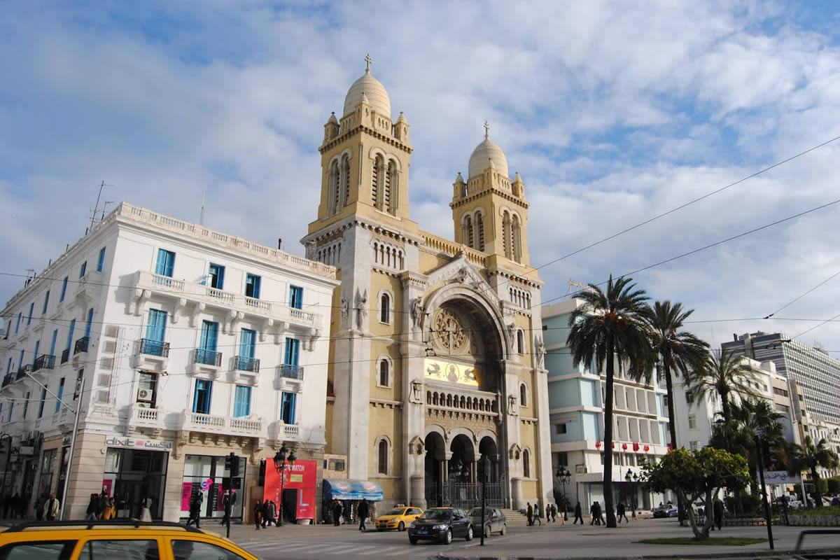 Тунис (Tunis)